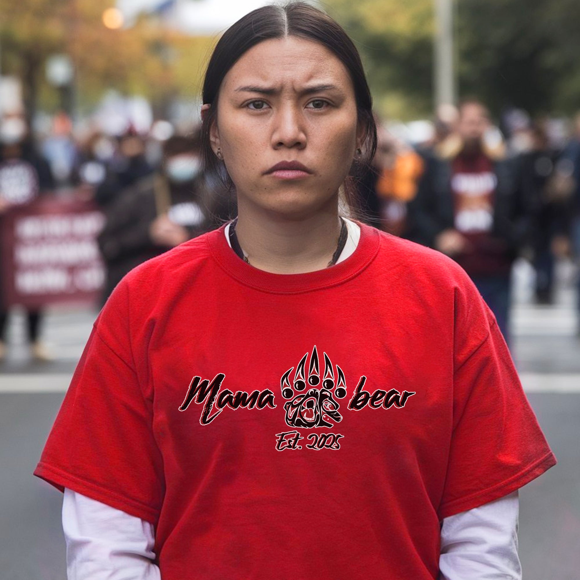 Mama Bear – Established 2005 Claw Design Tee Unisex T-Shirt/T-Shirt V-Neck/Hoodie/Sweatshirt