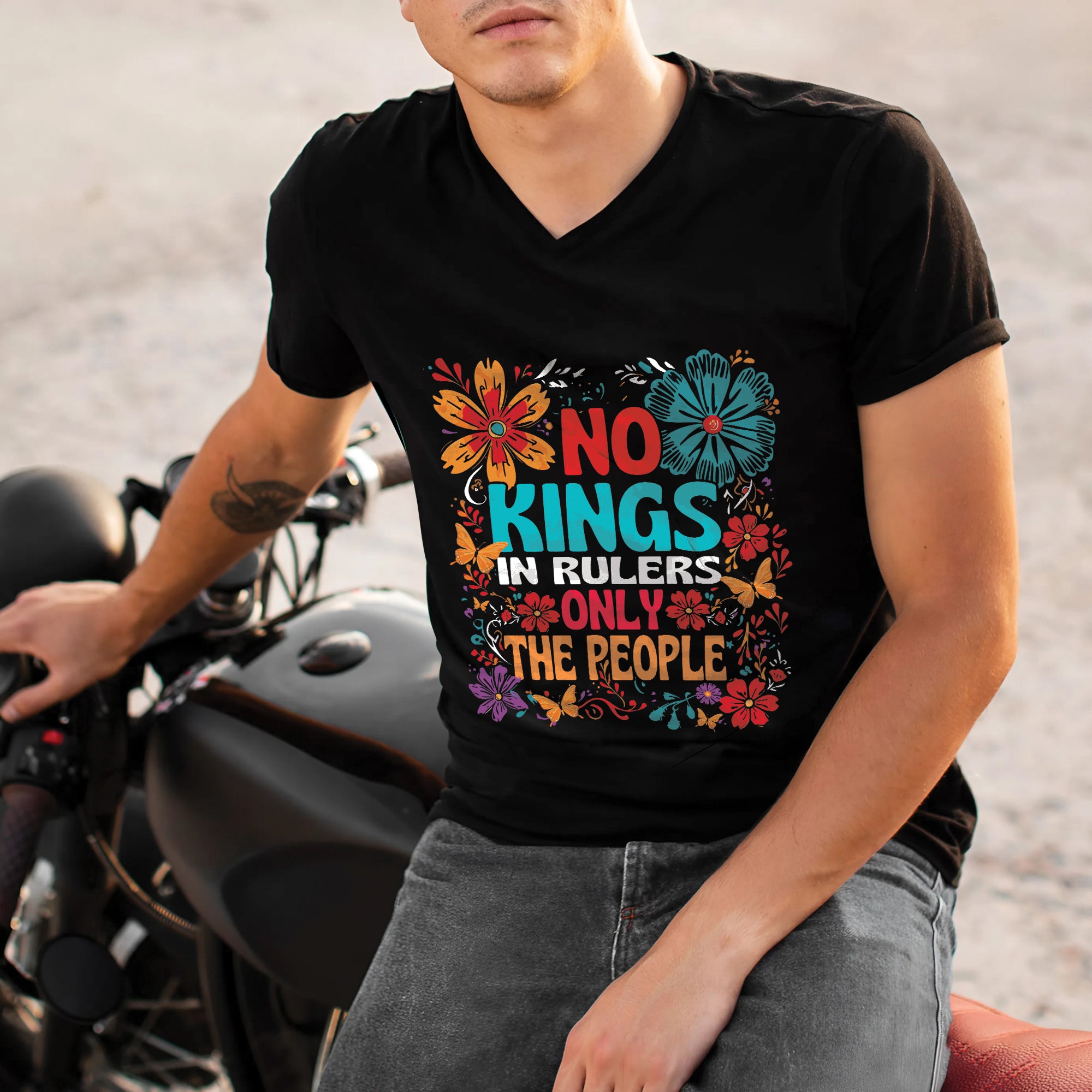 No Kings In Rulers Only The People Unisex T-Shirt/T-Shirt V-Neck/Hoodie/Sweatshirt