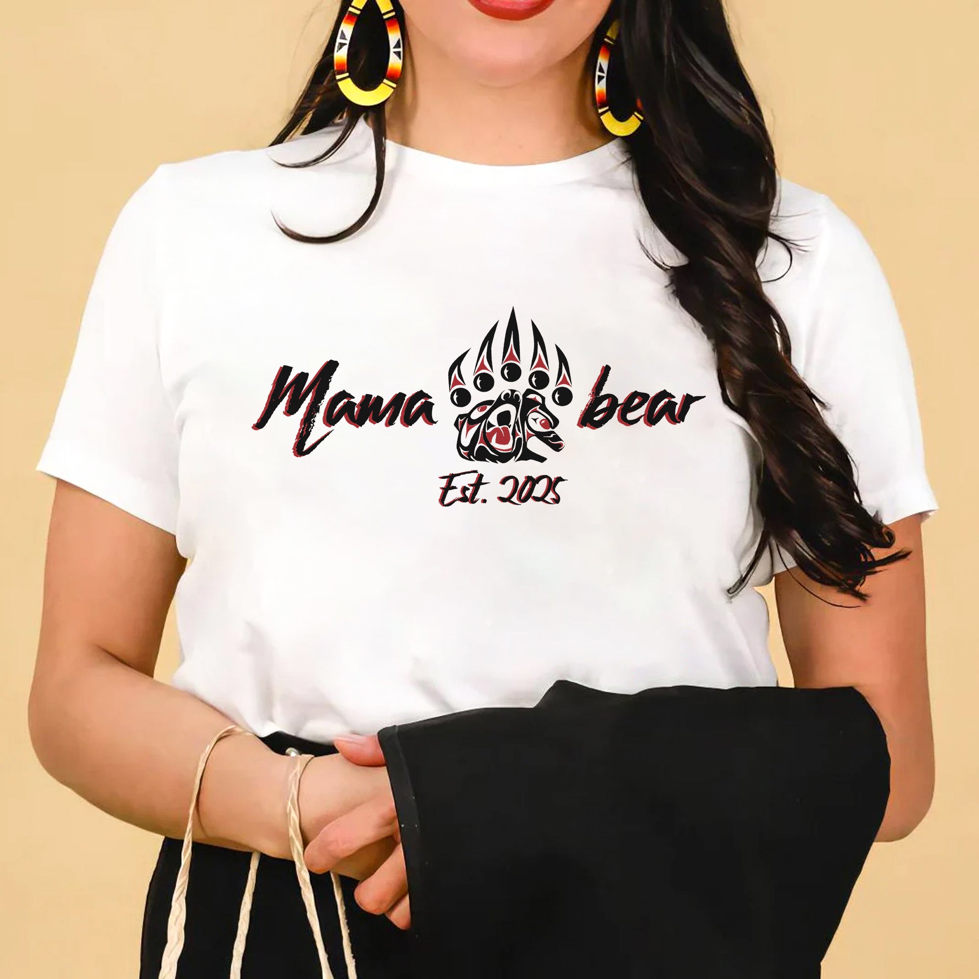 Mama Bear – Established 2005 Claw Design Tee Unisex T-Shirt/T-Shirt V-Neck/Hoodie/Sweatshirt