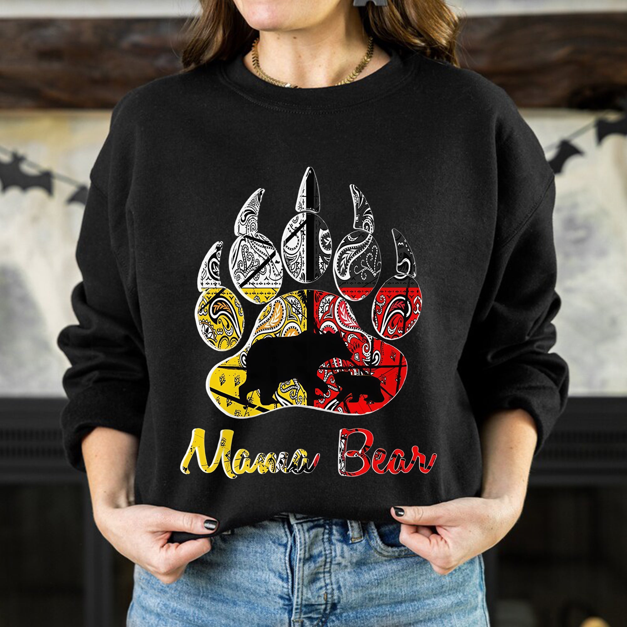 Bear Paw Mama - Unisex T-Shirt/T-Shirt V-Neck/Hoodie/Sweatshirt