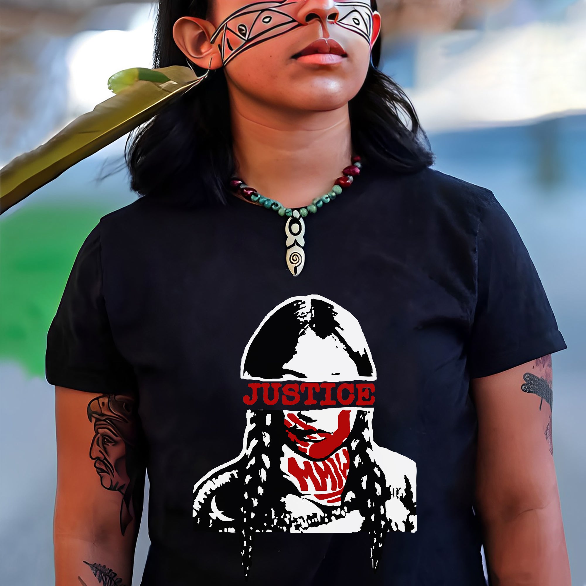 JUSTICE FOR MMIW - Unisex T-Shirt/T-Shirt V-Neck/Hoodie/Sweatshirt