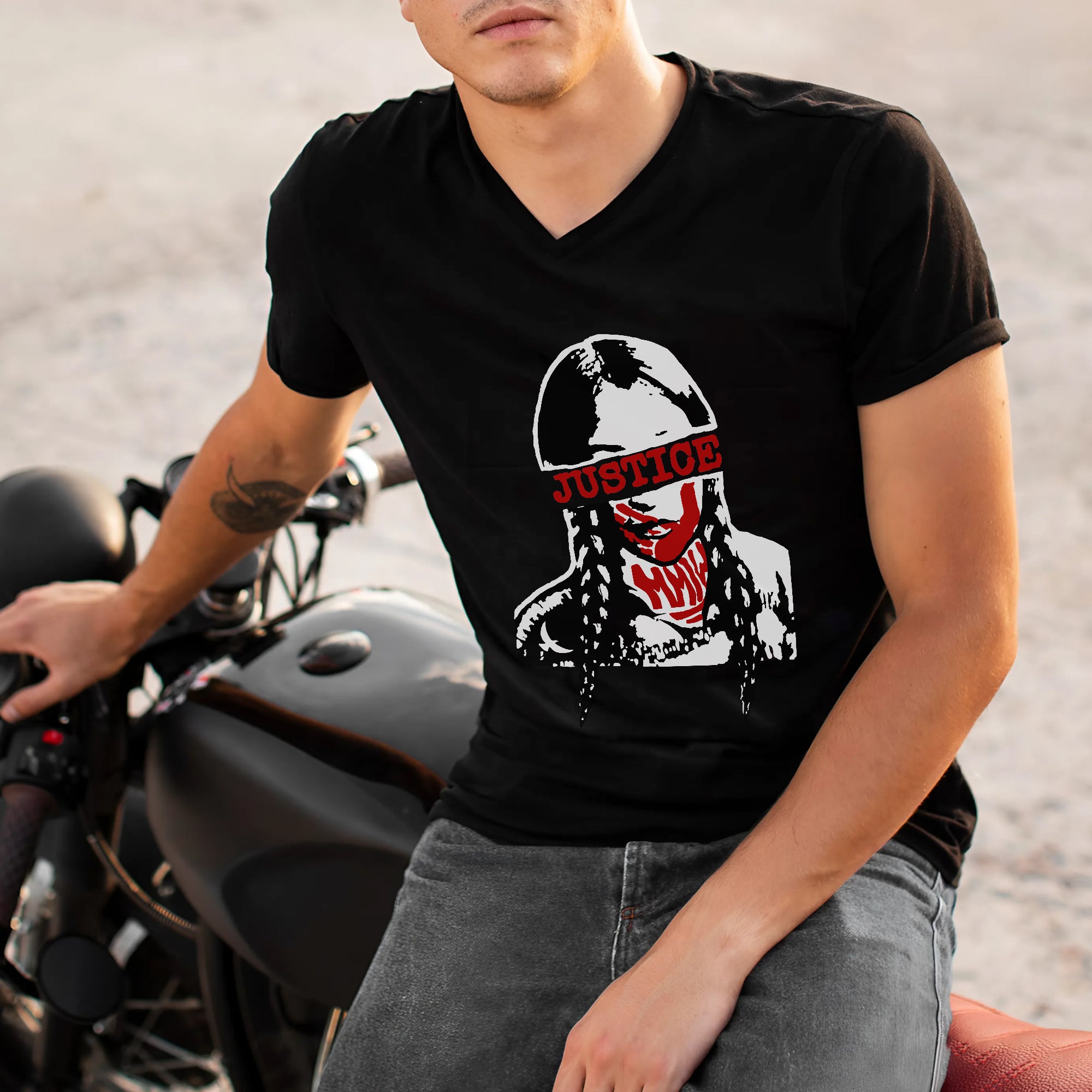 JUSTICE FOR MMIW - Unisex T-Shirt/T-Shirt V-Neck/Hoodie/Sweatshirt