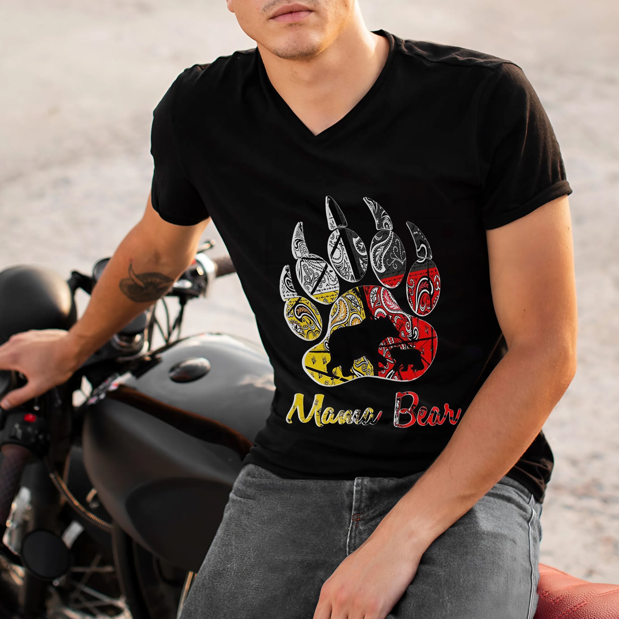 Bear Paw Mama - Unisex T-Shirt/T-Shirt V-Neck/Hoodie/Sweatshirt
