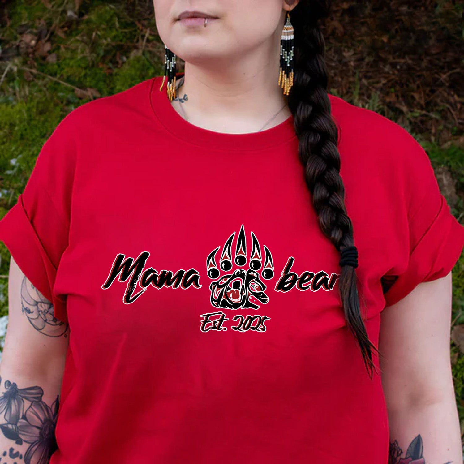 Mama Bear – Established 2005 Claw Design Tee Unisex T-Shirt/T-Shirt V-Neck/Hoodie/Sweatshirt