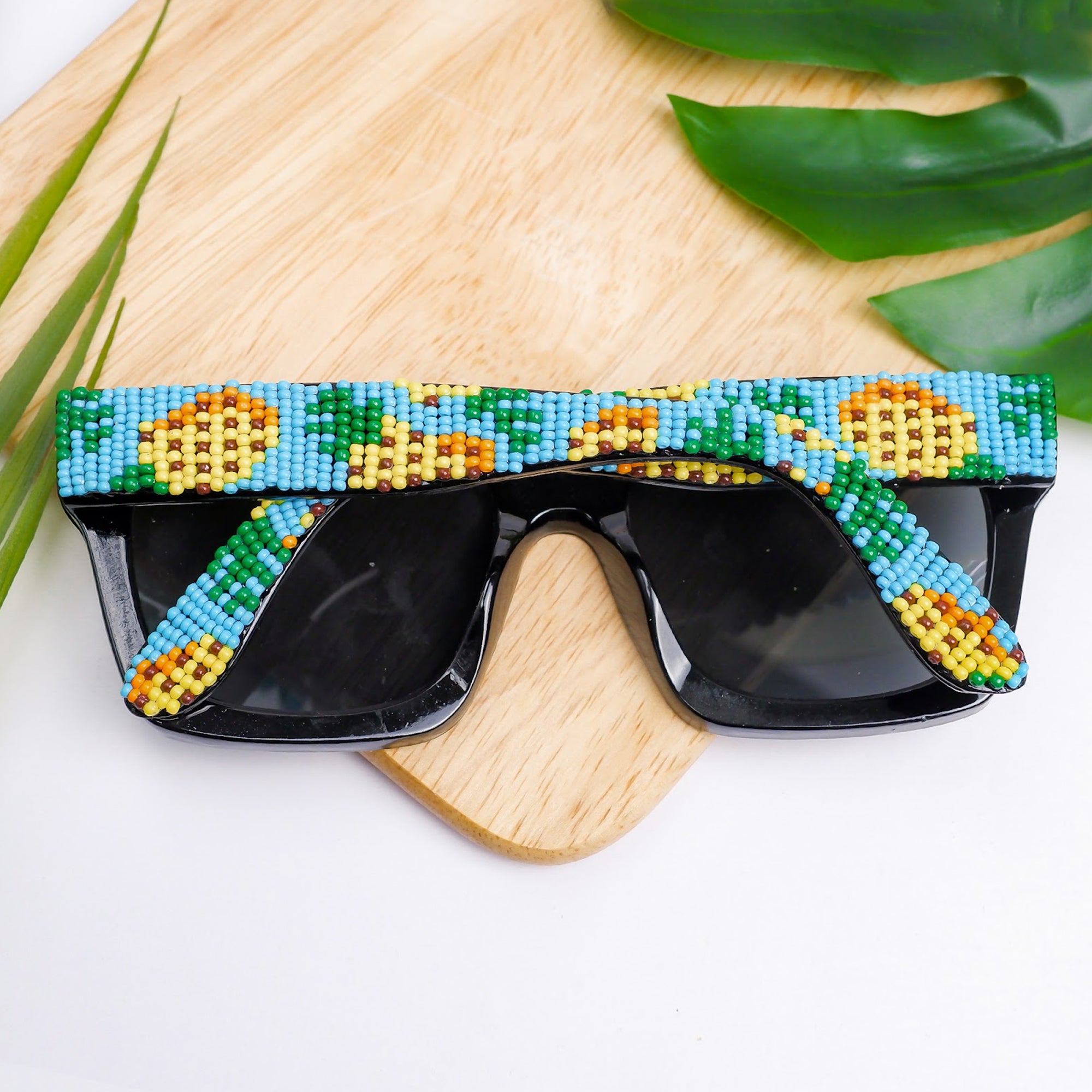 Black Dusk Handmade Beaded Sunglasses WCS SG02 – Welcome Native Spirit