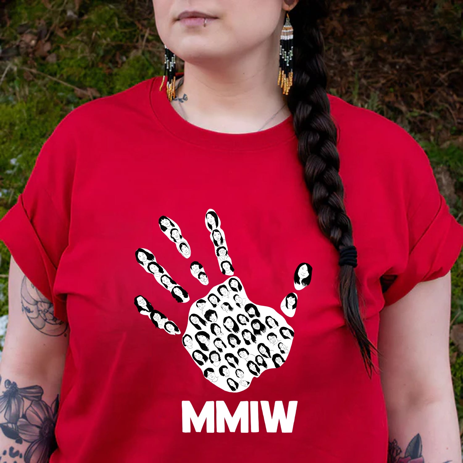 MMIW Red Hand Shines Light On Missing And Murdered Indigenous Women Unisex Hoodie/T-Shirt/Sweatshirt