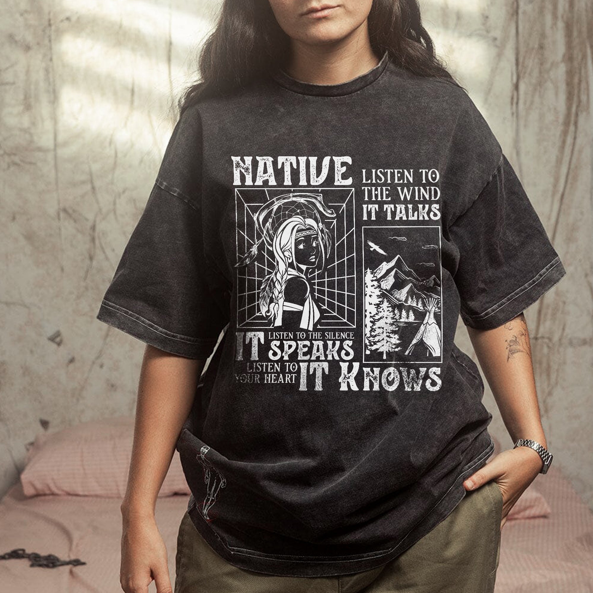 Native Listen To The Wind Listen To Your Heart - Indigenous Women Unisex Mineral Washed T-Shirt