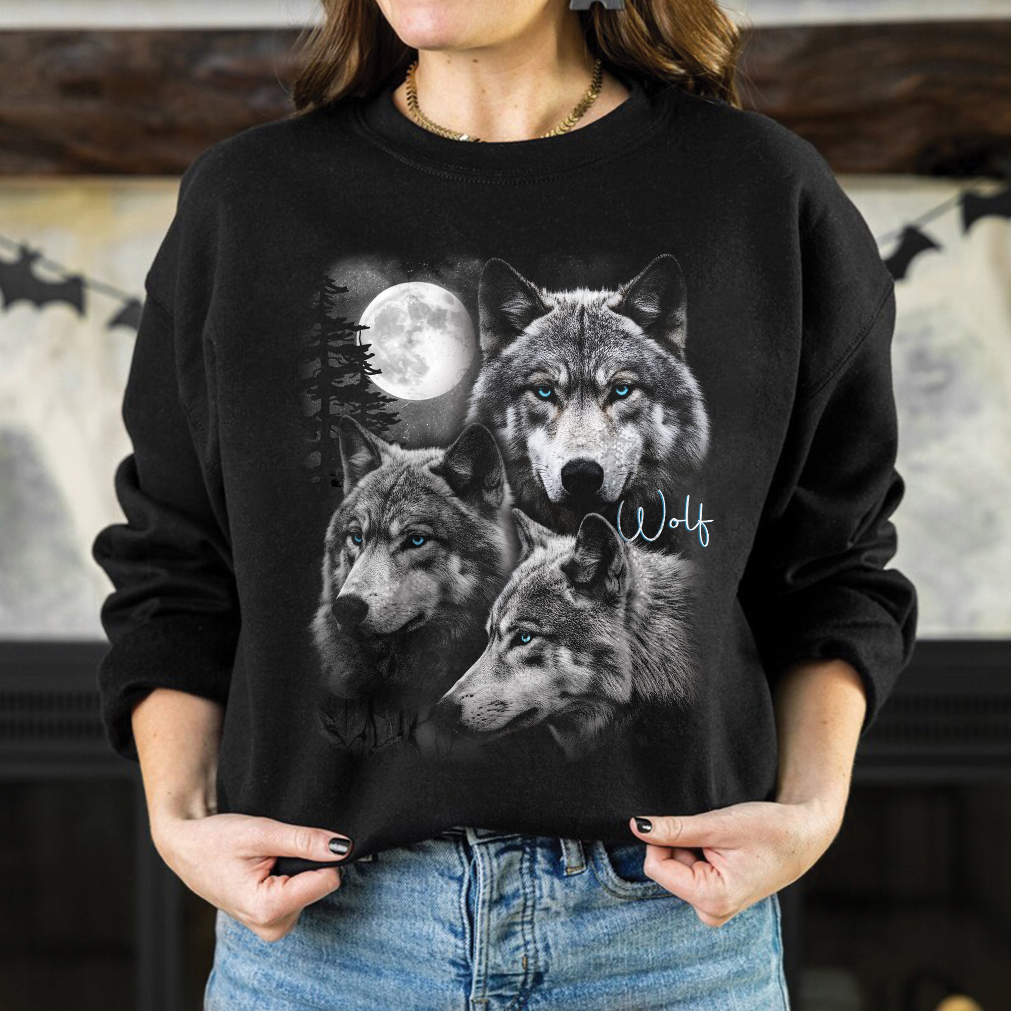 Spirit of the Wolf Moon Native American Indigenous Culture Unisex T-Shirt/T-Shirt V-Neck/Hoodie/Sweatshirt
