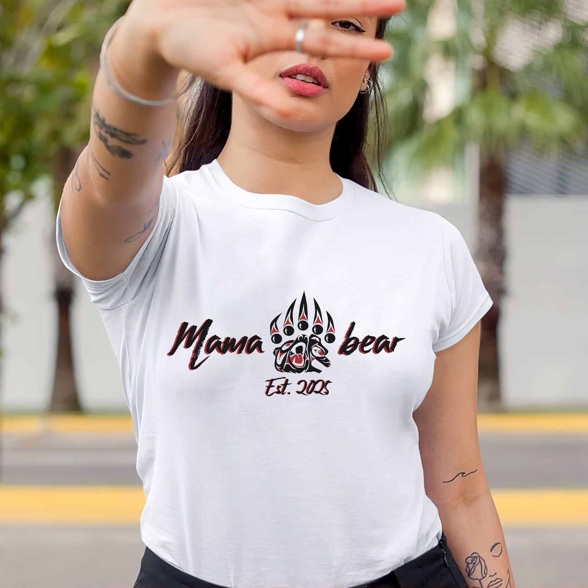 Mama Bear – Established 2005 Claw Design Tee Unisex T-Shirt/T-Shirt V-Neck/Hoodie/Sweatshirt