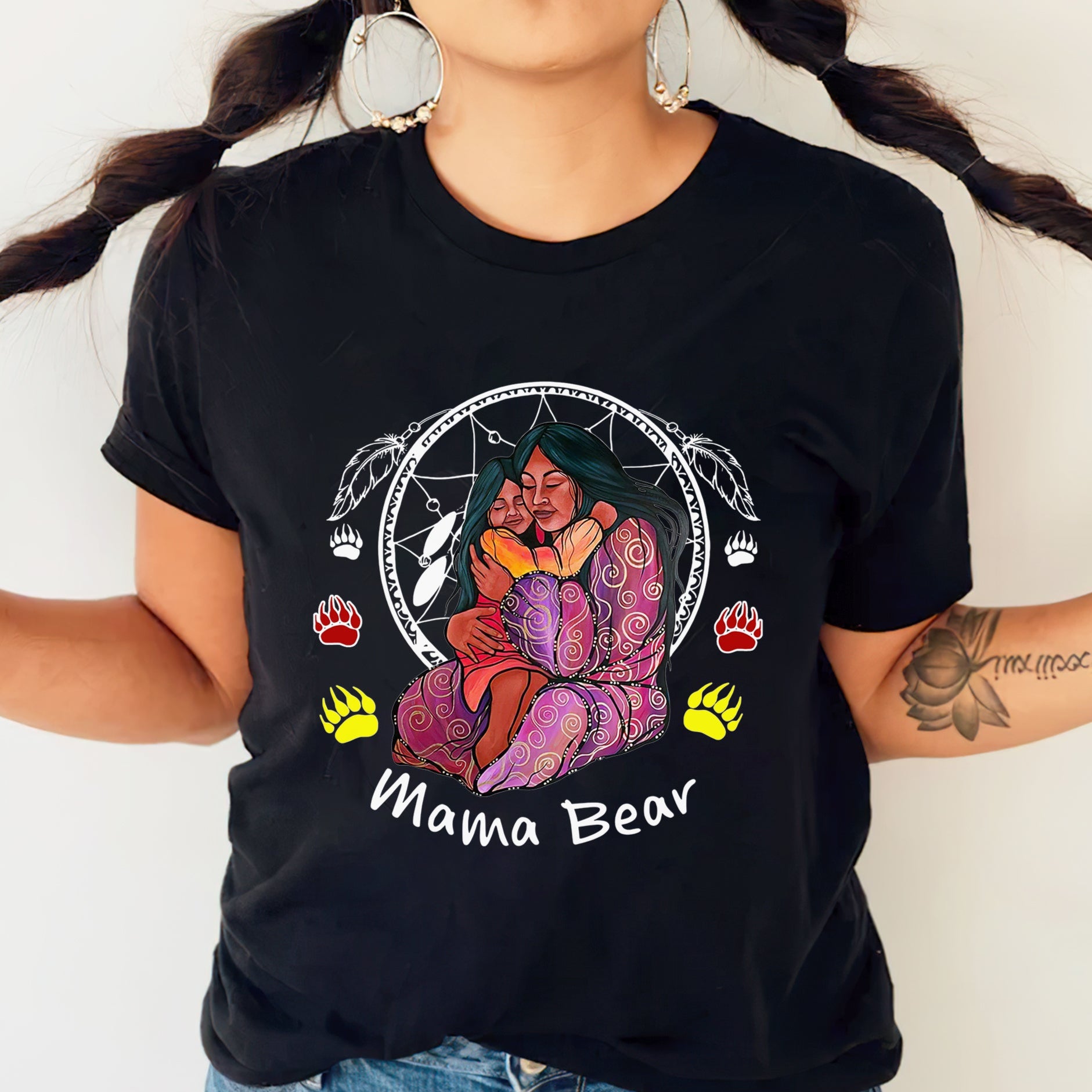 Mama Bear – Embracing Love and Strength Tee Unisex T-Shirt/T-Shirt V-Neck/Hoodie/Sweatshirt