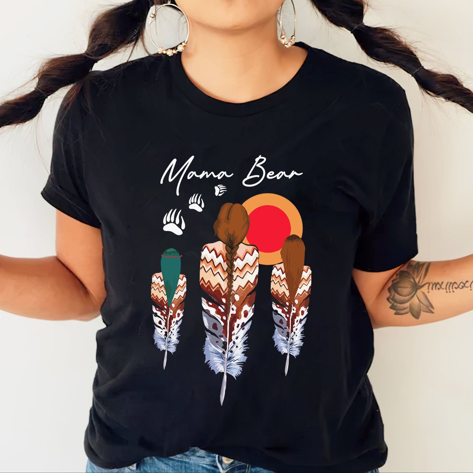 MAMA BEAR - Unisex T-Shirt/T-Shirt V-Neck/Hoodie/Sweatshirt
