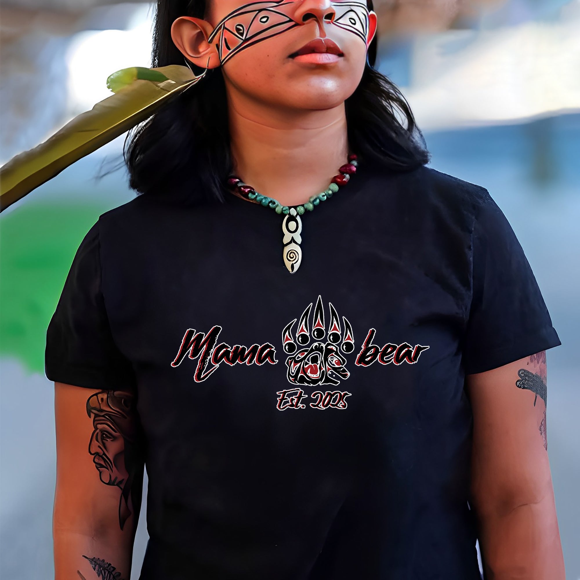 Mama Bear – Established 2005 Claw Design Tee Unisex T-Shirt/T-Shirt V-Neck/Hoodie/Sweatshirt