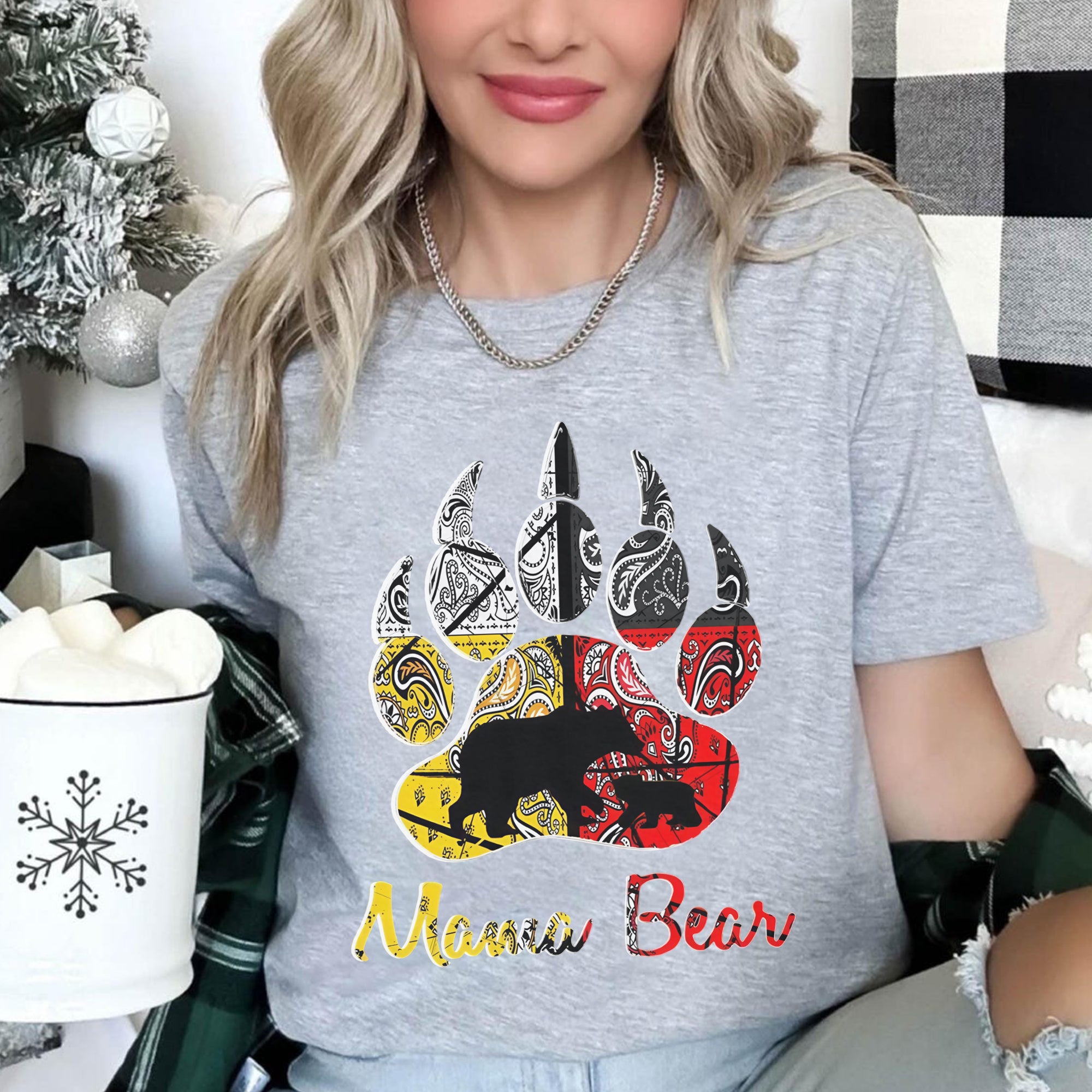 Bear Paw Mama - Unisex T-Shirt/T-Shirt V-Neck/Hoodie/Sweatshirt