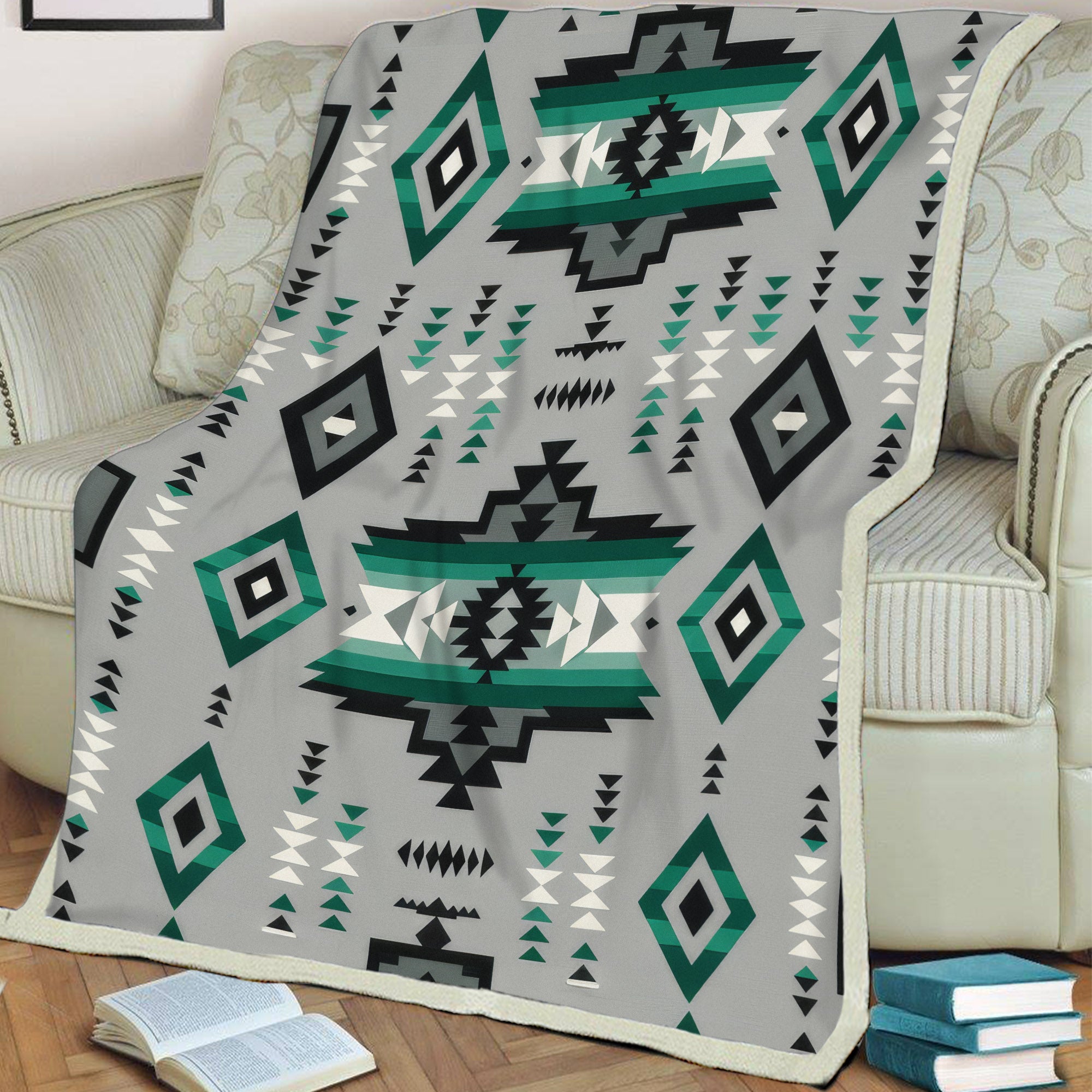 Emerald Horizon Soft And Warm Fleece Blanket