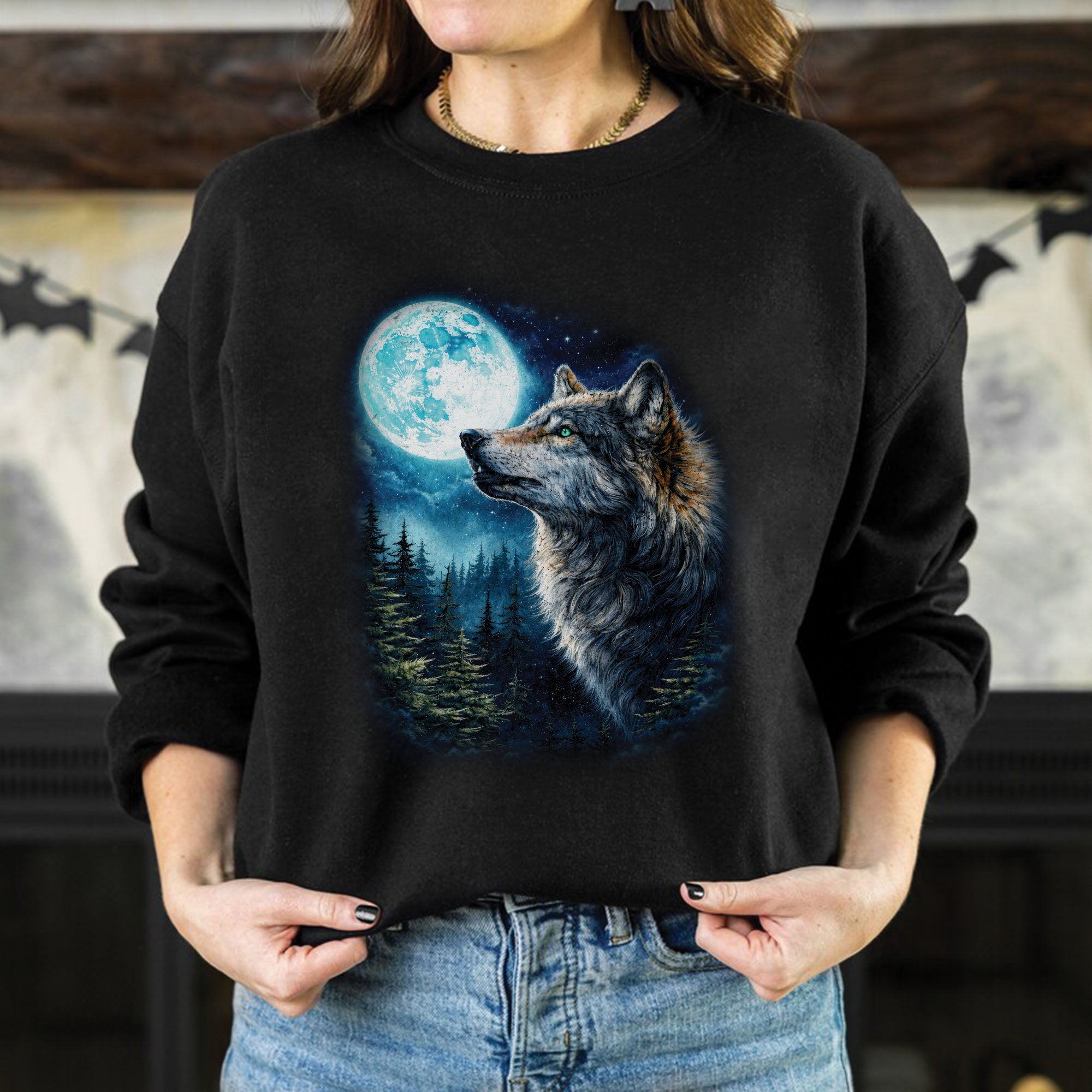 Wolf Howling at Moon Night Forest Art Spirit Animal Design Unisex T-shirt/T-shirt V-Neck/Hoodie/Sweatshirt