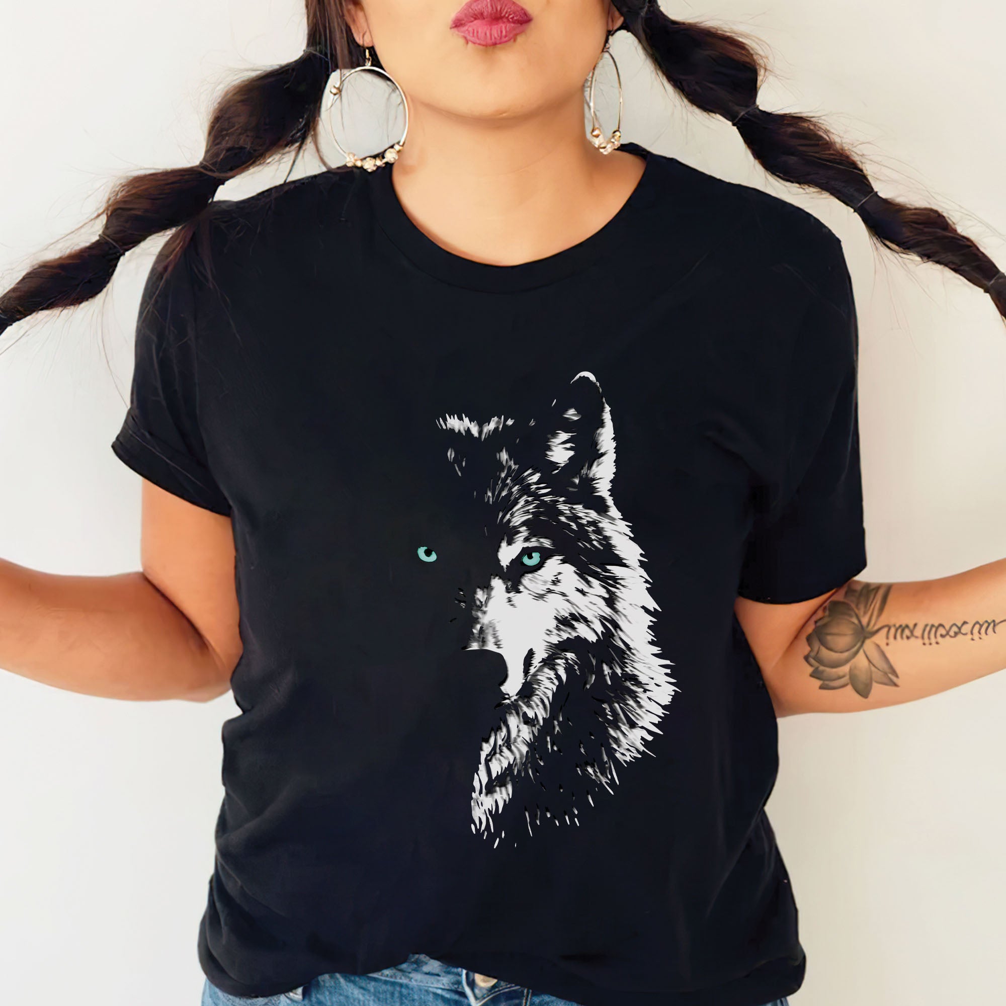 Mystic Wolf Face Graphic – Black & White Spirit Animal Art Unisex T-shirt/T-shirt V-Neck/Hoodie/Sweatshirt