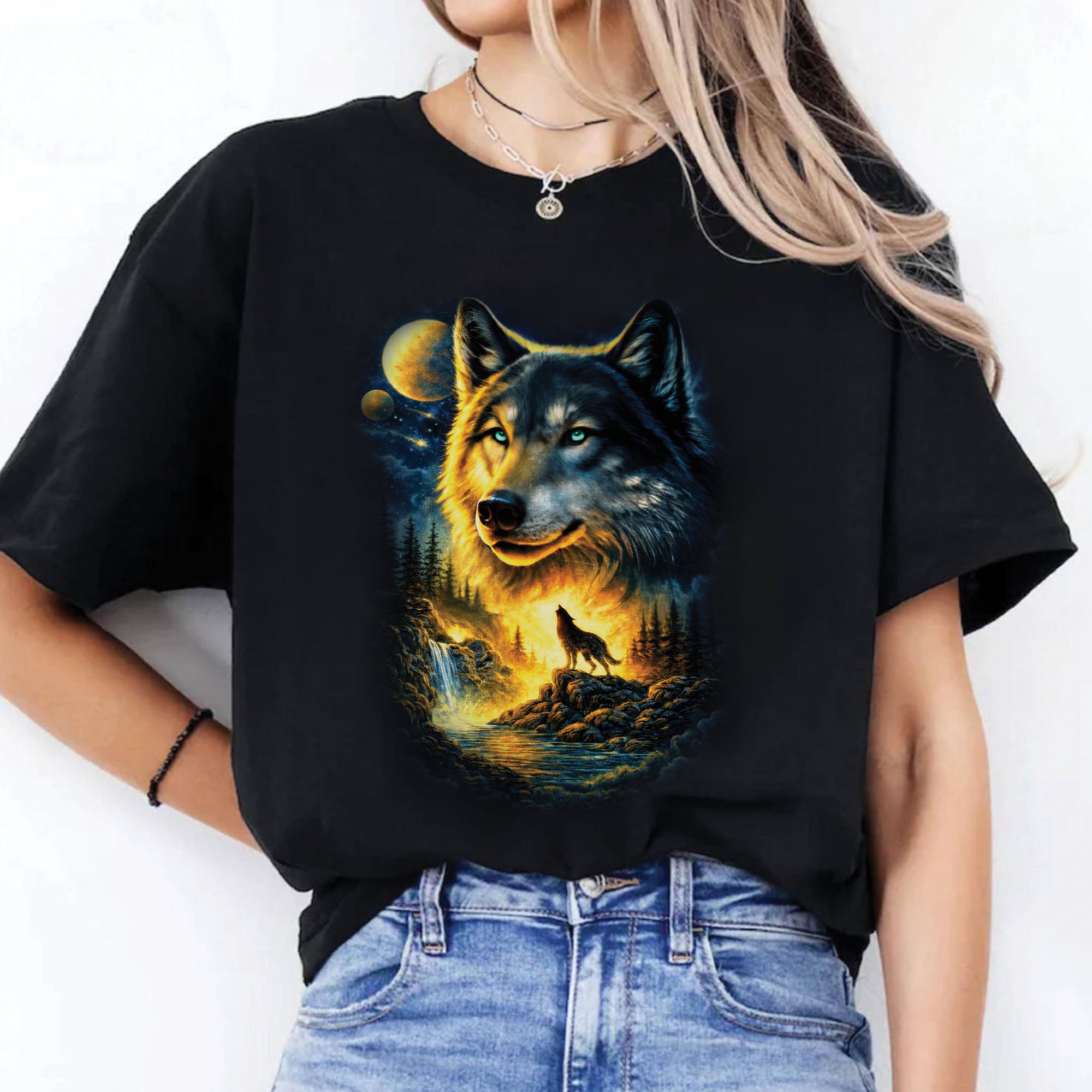 Mystic Wolf Howling Night Sky Wolf Art Cosmic Wilderness Spirit Animal Design Unisex T-shirt/T-shirt V-Neck/Hoodie/Sweatshirt