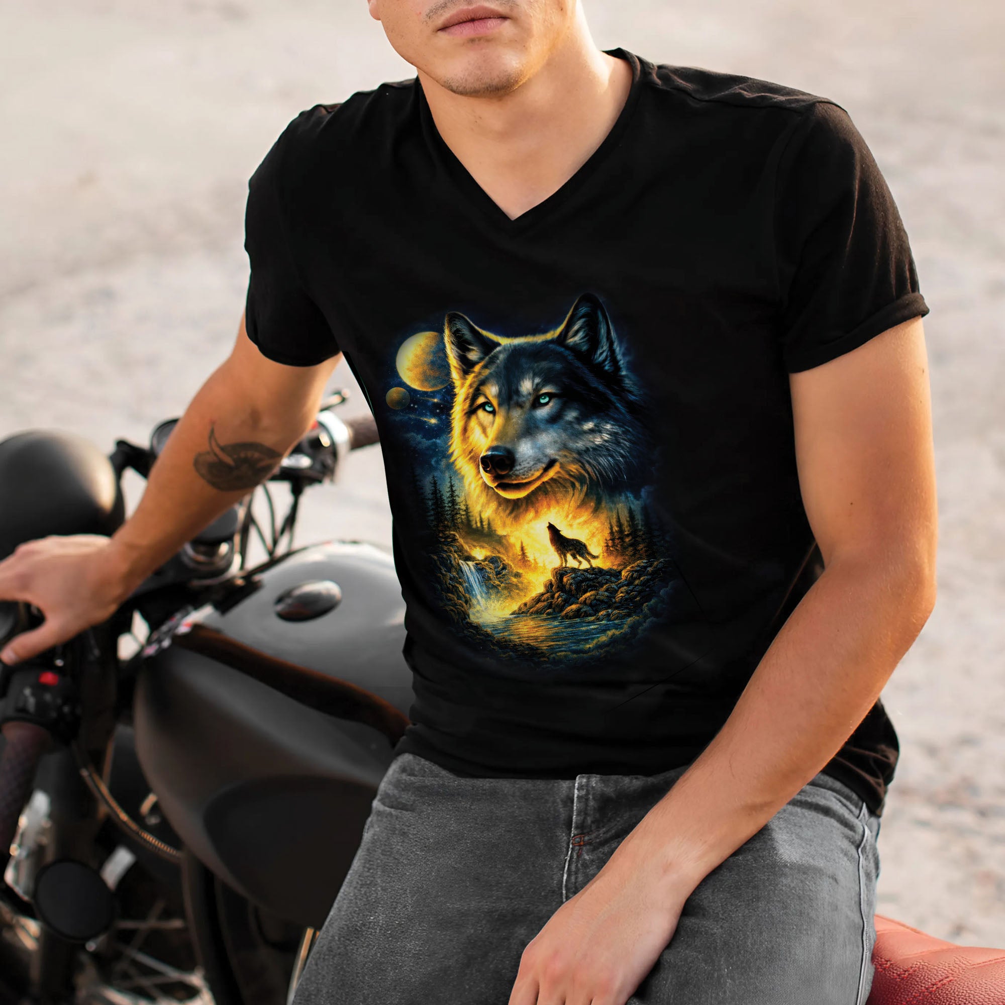 Mystic Wolf Howling Night Sky Wolf Art Cosmic Wilderness Spirit Animal Design Unisex T-shirt/T-shirt V-Neck/Hoodie/Sweatshirt