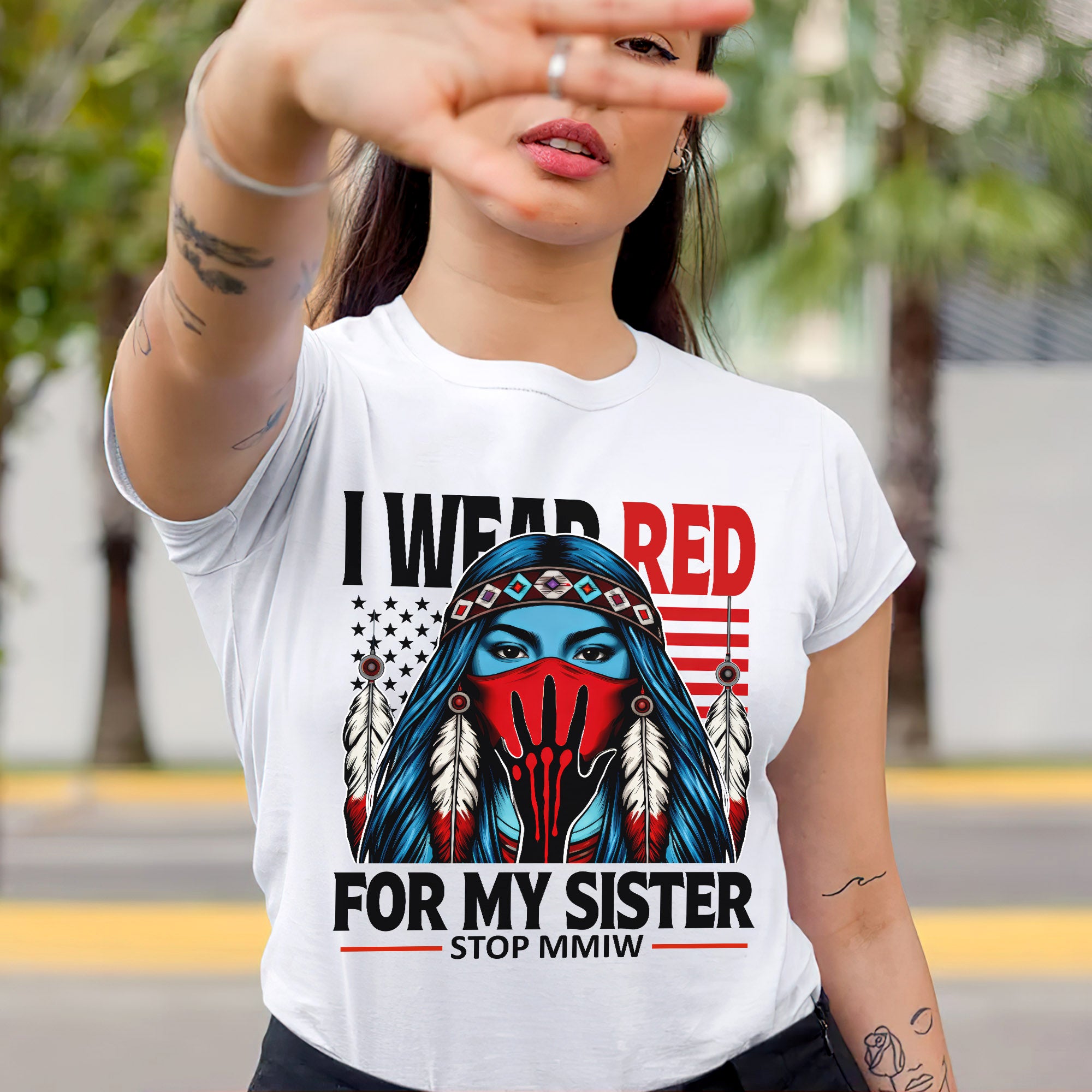 I Wear Red For My Sister Shirt – MMIW Awareness Unisex T-shirt/T-shirt V-Neck/Hoodie/Sweatshirt