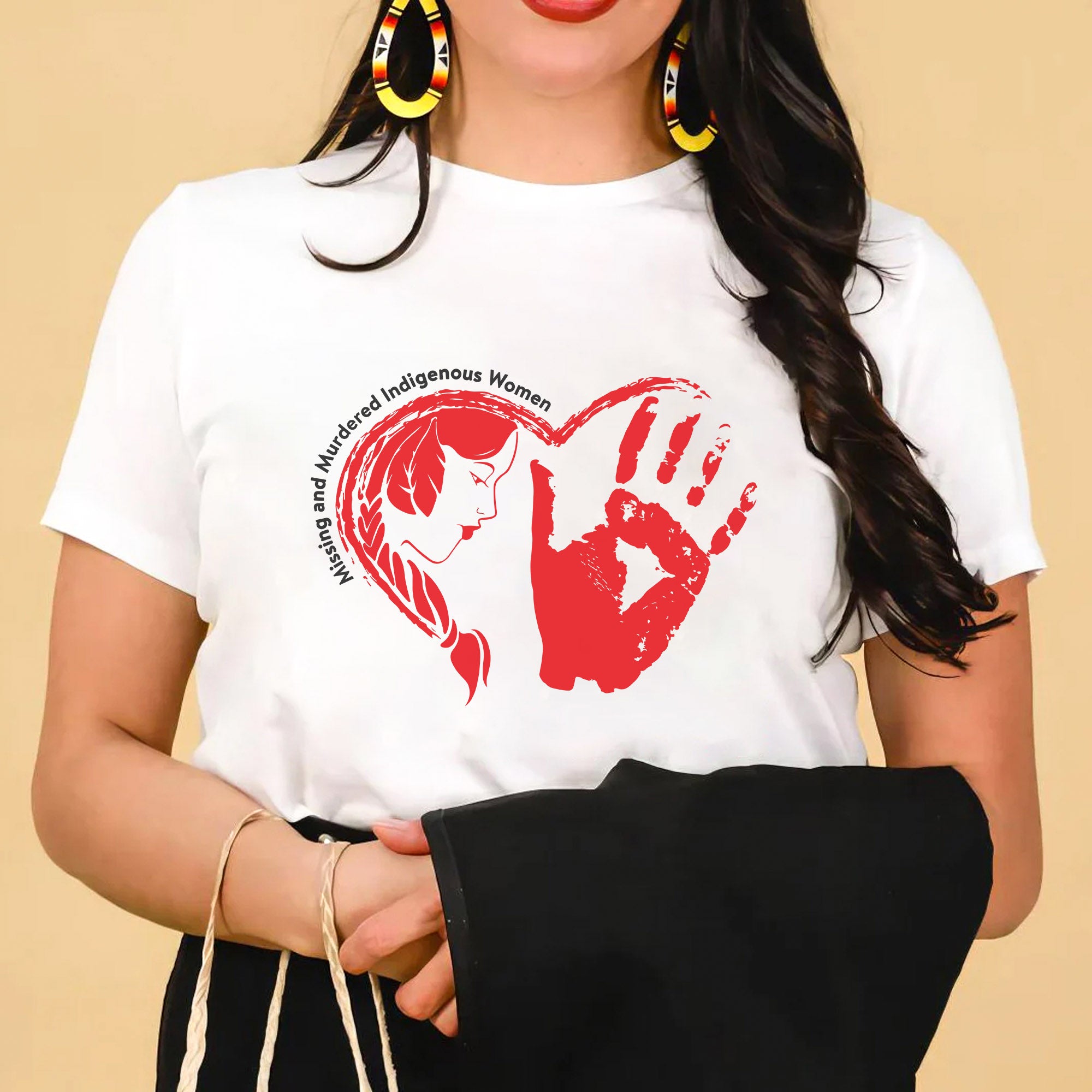Heart Red Hand Missing and Murdered Indigenous Women Awareness Unisex T-shirt/T-shirt V-Neck/Hoodie/Sweatshirt