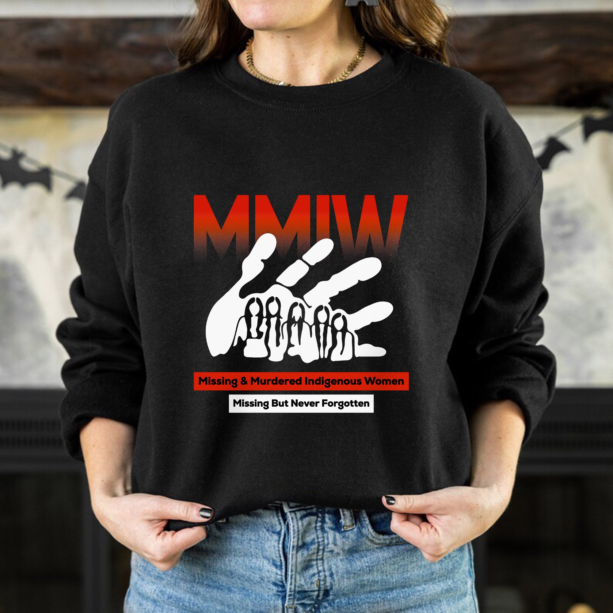 MMIW Missing & Murdered Indigenous Women Missing But Never Forgotten Unisex T-shirt/T-shirt V-Neck/Hoodie/Sweatshirt