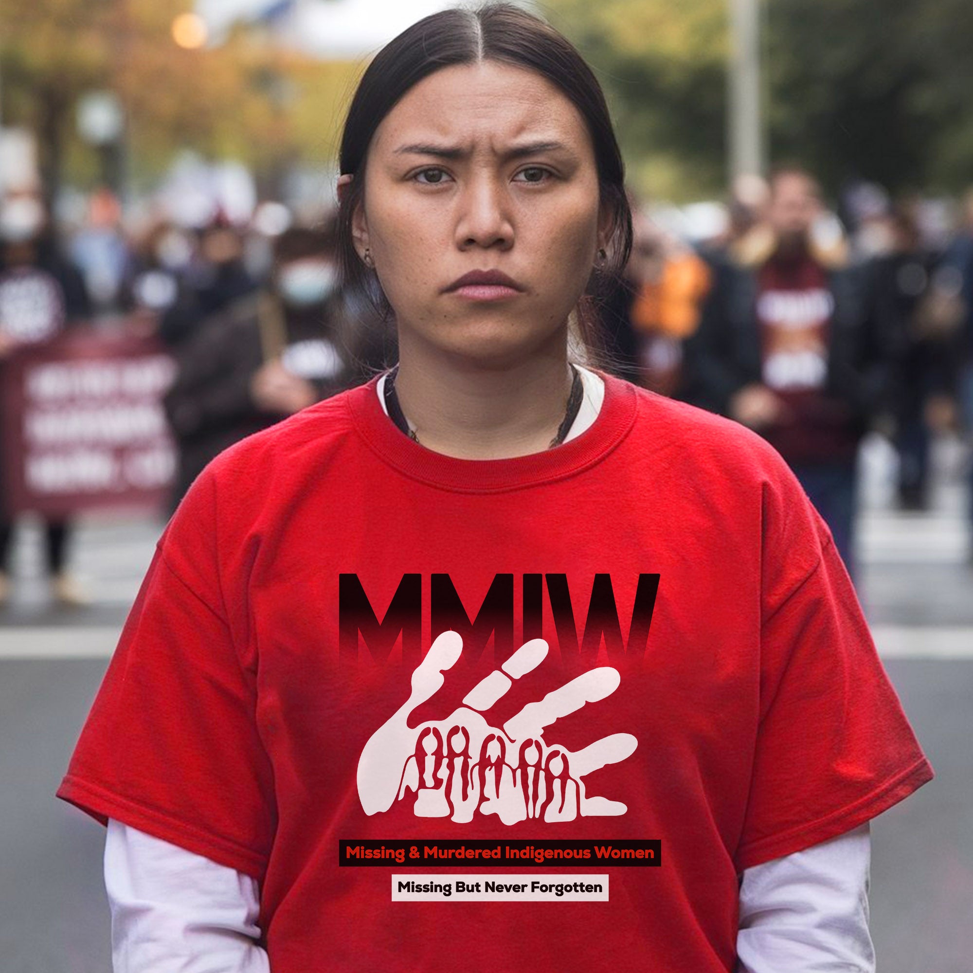 MMIW Missing & Murdered Indigenous Women Missing But Never Forgotten Unisex T-shirt/T-shirt V-Neck/Hoodie/Sweatshirt