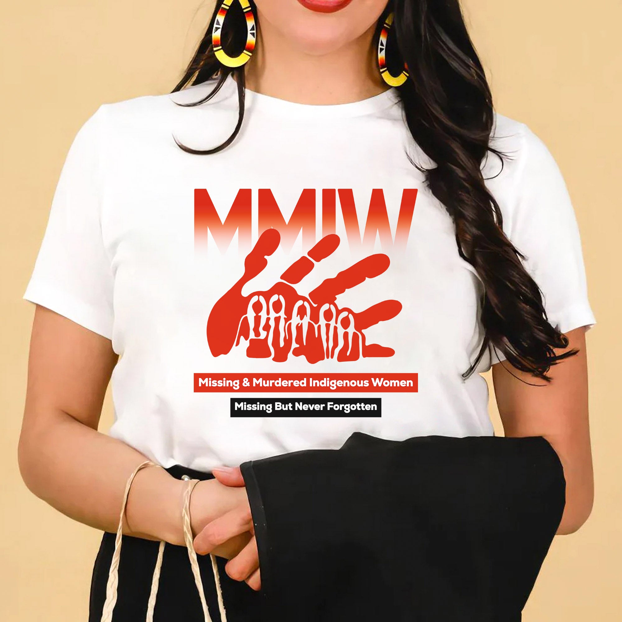MMIW Missing & Murdered Indigenous Women Missing But Never Forgotten Unisex T-shirt/T-shirt V-Neck/Hoodie/Sweatshirt